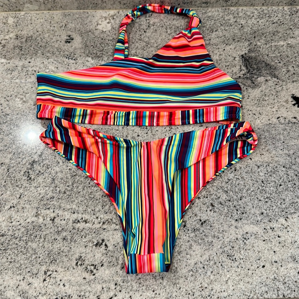 Blackbough one shoulder cheeky bikini.